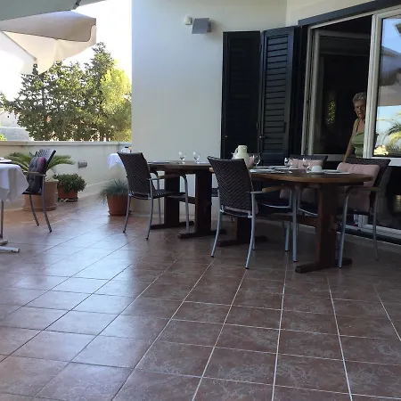Bed & Breakfast Bunta 3*